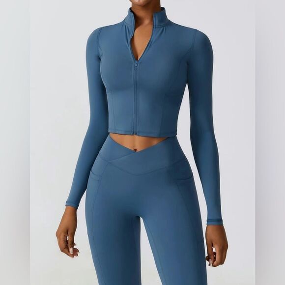 Two-piece Women's Solid Color Zip Up Crop Coat & High Waist Leggings Tracksuit - Picture 2 of 7